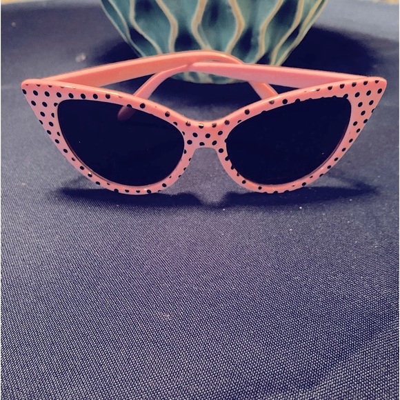 Accessories - PINK WITH BLACK POLKA DOTS CAT EYE SUNGLASSES